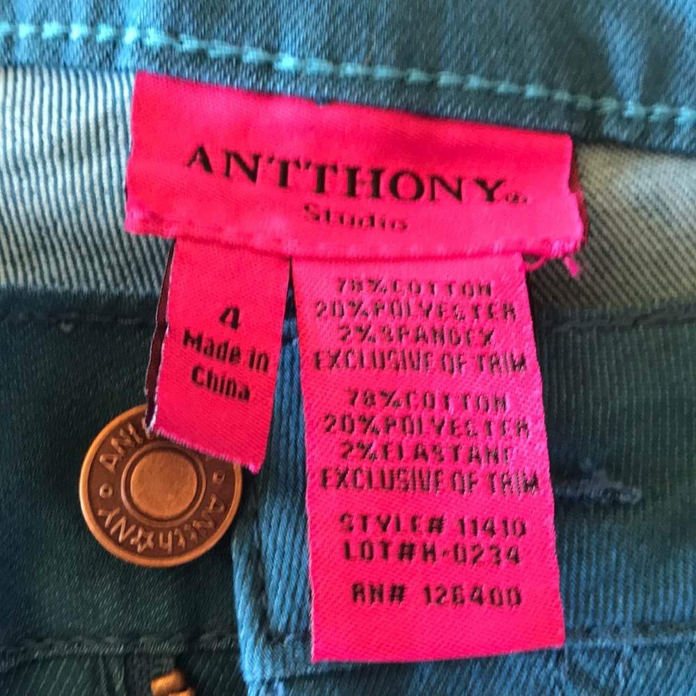 Pants - Picture 7 of 9